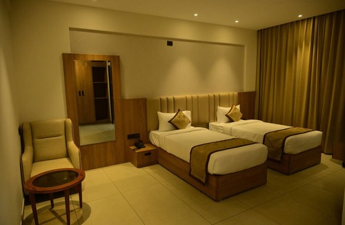 Hosur Hotel | BHAVANIS Vista by Icon