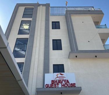 Shri Madhopur House | Bhavya Guest House