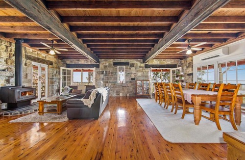 Mount View House | Bimbadeen Mountain Retreat