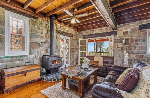 Mount View House | Bimbadeen Mountain Retreat