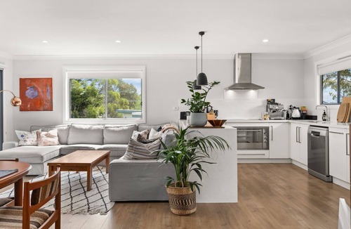 Sanctuary Point House | Bliss on the Basin by Book Jervis Bay - Water views