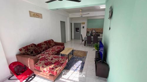 Bukit Gong Apartment | Blissful Breeze 4 ROOMS by EZYHOME MELAKA