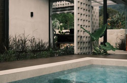 Janda Baik Villa | BLOC by The Hectar Private Pool Villa Janda Baik