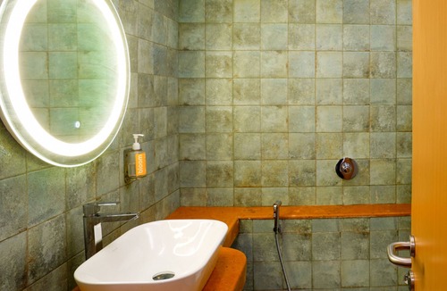 Bandra West Hotel | Bloom Boutique - Bandra