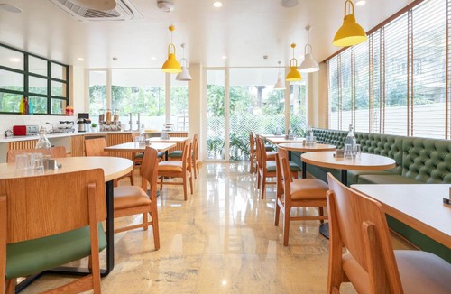 Khandala Hotel | Bloom Hotel - Khandala