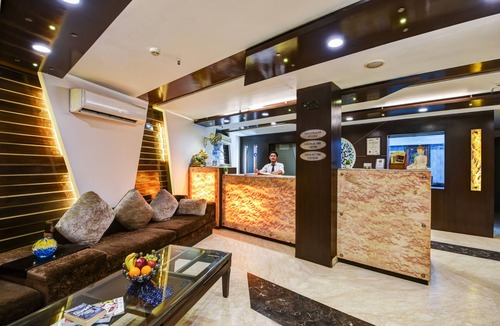 Mahipalpur Apartment | Blu Sapphire Inn Airport Aerocity Hotel