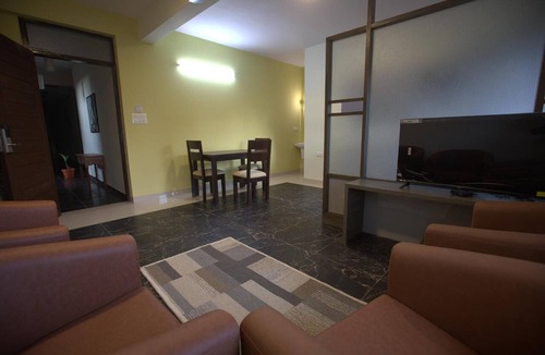 HBR Layout Hotel | BLU THE HOTEL