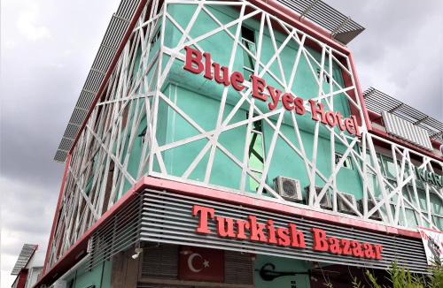 Kepala Batas Hotel | Blue Eyes Hotel