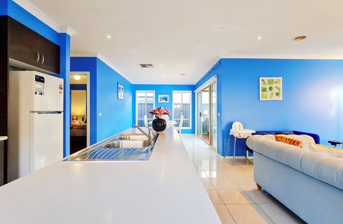 South Morang House | Blue Home/Comfy/Peaceful/3B House/Train Station/Parks/Sports