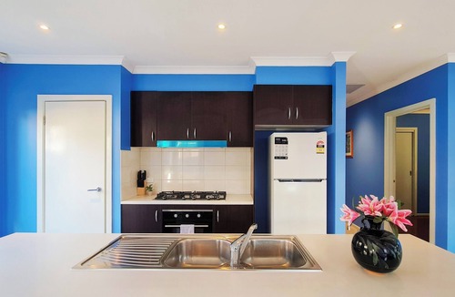 South Morang House | Blue Home/Comfy/Peaceful/3B House/Train Station/Parks/Sports