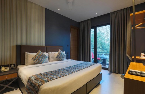 Kalkaji Hotel | Bluestone Nehru Place by The Cosy Hotels