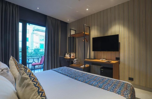 Kalkaji Hotel | Bluestone Nehru Place by The Cosy Hotels