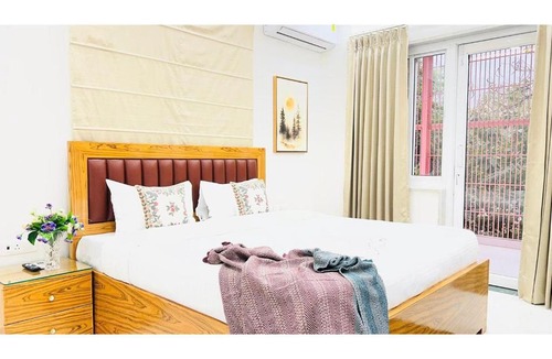 New Delhi Apartment | BluO Modern 2BHK - Central Delhi