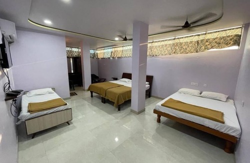 Nandyal Hotel | BMR BALA LODGE
