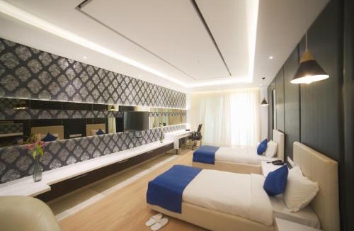 Koramangala Hotel | BNGV Grandeur Hotel & Banquets
