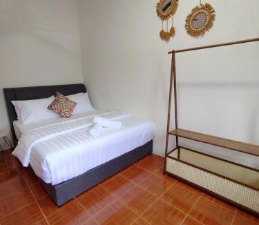 Taman Permai House | Boho Corner Retreat Seremban with Karaoke, BBQ, Games