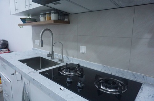 Cheras Apartment | Boho retreat 1-min walk to MRT Station - Female only