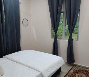 Tanjung Kling House | Bonda Homestay Pantai Puteri