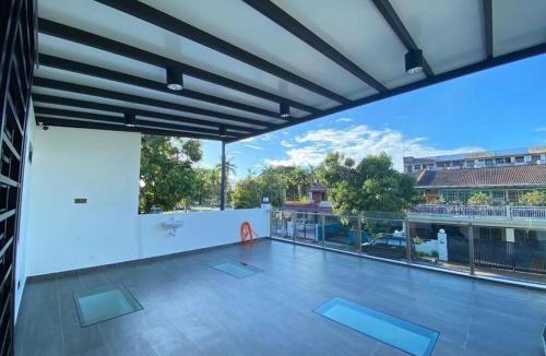 Taman Desa Damai House | Brand New Premium House & Karaoke @BM Near Iconcity