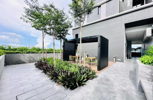 Kampung Sungai Nibong Apartment | Breathtaking Sea View Penang Bridge 2BR