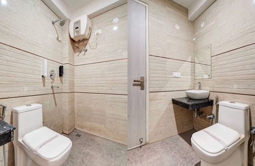 Mahipalpur Extension Bed & Breakfast | Breezy Height
