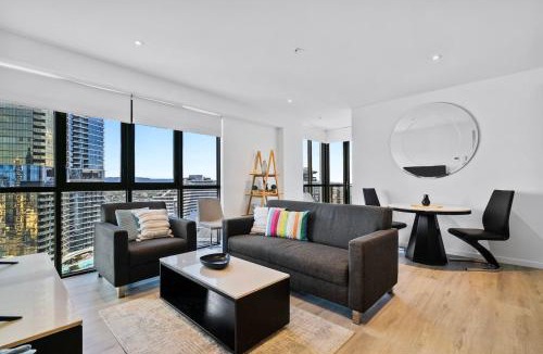 Broadbeach Apartment | Broadbeach Comfort - Resort Stay near Beach & Casino