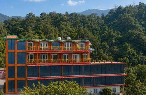Arki Hotel | Brother's Hotel & Restaurant Chamakripul