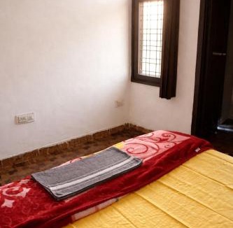 Knowledge Park III Hotel | Budget Inn and The Cozy Cafe
