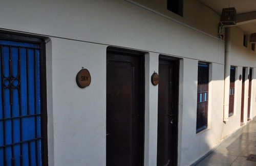 Rishikesh Villa | Budget Room on the Ganga - Spirituality Unlimitied