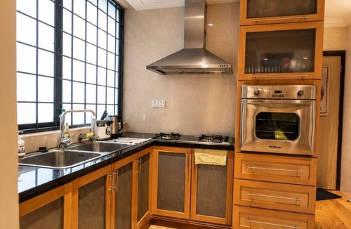 Golden Triangle Apartment | Bukit Bintang Pavilion KLCC 1Min Walk Connected By Bridge Apartment 8 to 16 Pax