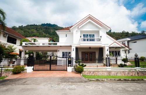 Central Seberang Perai Villa | Bukit Mertajam Double Storey Bungalow 15pax BBQ KTV