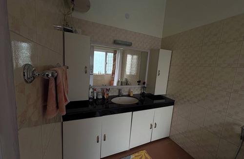 The Mall Road House | Burra Bungalow 2-bedroom Annexe