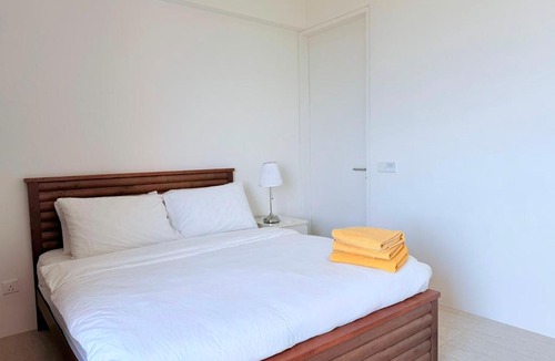 Batu Ferringhi Apartment | By The Sea Direct Seaview n Pool view#B53