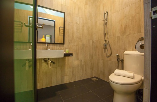 Sekudai Hotel | Bzz Hotel