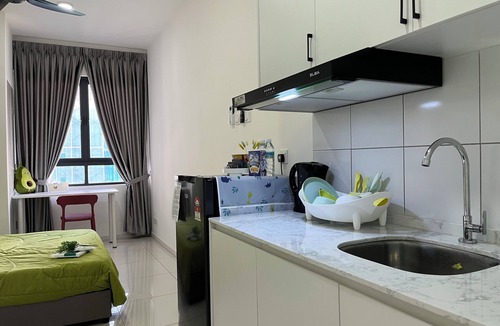 Sepang Condo | C&Y Horizon Suites Homestay Sepang - KLIA Transit - Near XiaMen University