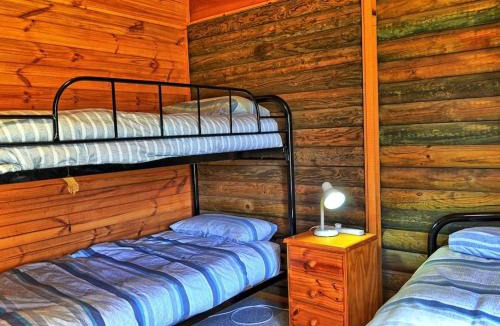 Adaminaby House | Cabin 2 - Snowy Accommodation