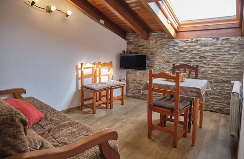 Age House | Cal Marrufes