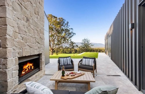 Kangaroo Valley House | 'Cally Mill Farm' | Escape to 50 Acres of Luxury