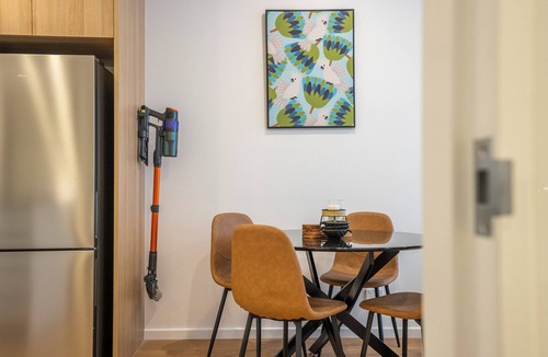 Forrest Apartment | Canberra 2 Bedroom Central Getaway | Stylish 2BR Apartment with Patio & Parking