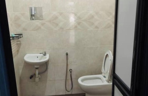 Kampung Kelewang Jatoh Hotel | Capital O 91243 Bee Good Chalet