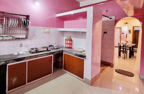 Sualkuchi House | CASA AHORA 2 Bedroom with AC + Kitchen