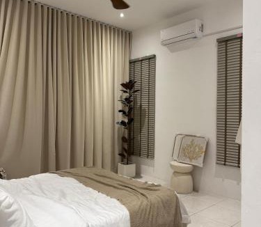 Jitra Villa | Casa Anggeriani