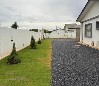 Jitra Villa | Casa Anggeriani