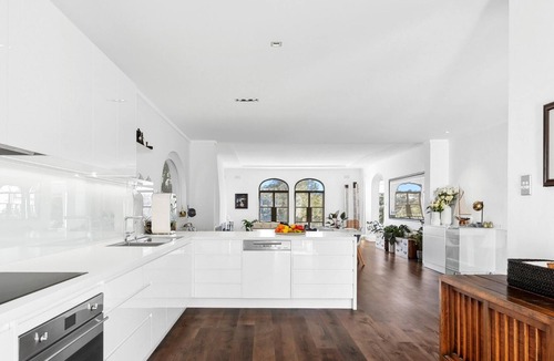 Mosman House | Casa Bella Luxury Waterfront | Executive Luxury House in Sydney with Great Swimming Pool