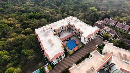 Siolim Apartment | Casa Luma 1BHK Furnished Siolim Swimming Pool Jacuzzi Sauna
