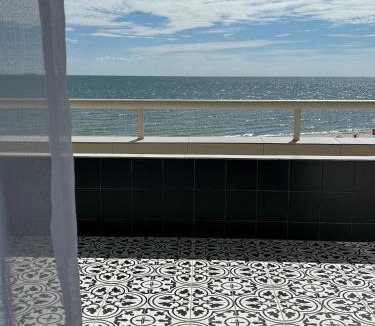 Taman Haji Zainal Apartment | Casa Melati Beachfront with Massage Chair and Bathtub