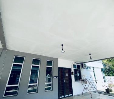Cherating Ski Chalet | Casaria Homestay Cherating