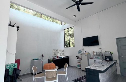 Kampung Kijing House | CasaView Island Marang