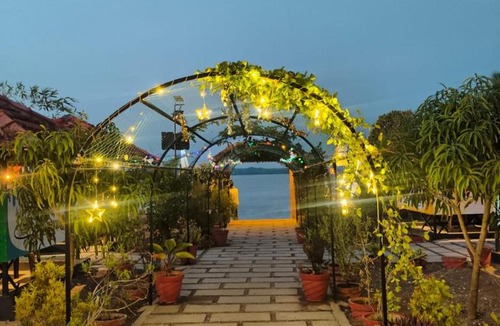 Quilon Resort | cascade island