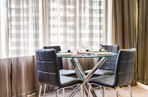 The Rocks Apartment | CBD Curated Comfort, Resort Style Living - SYDN1